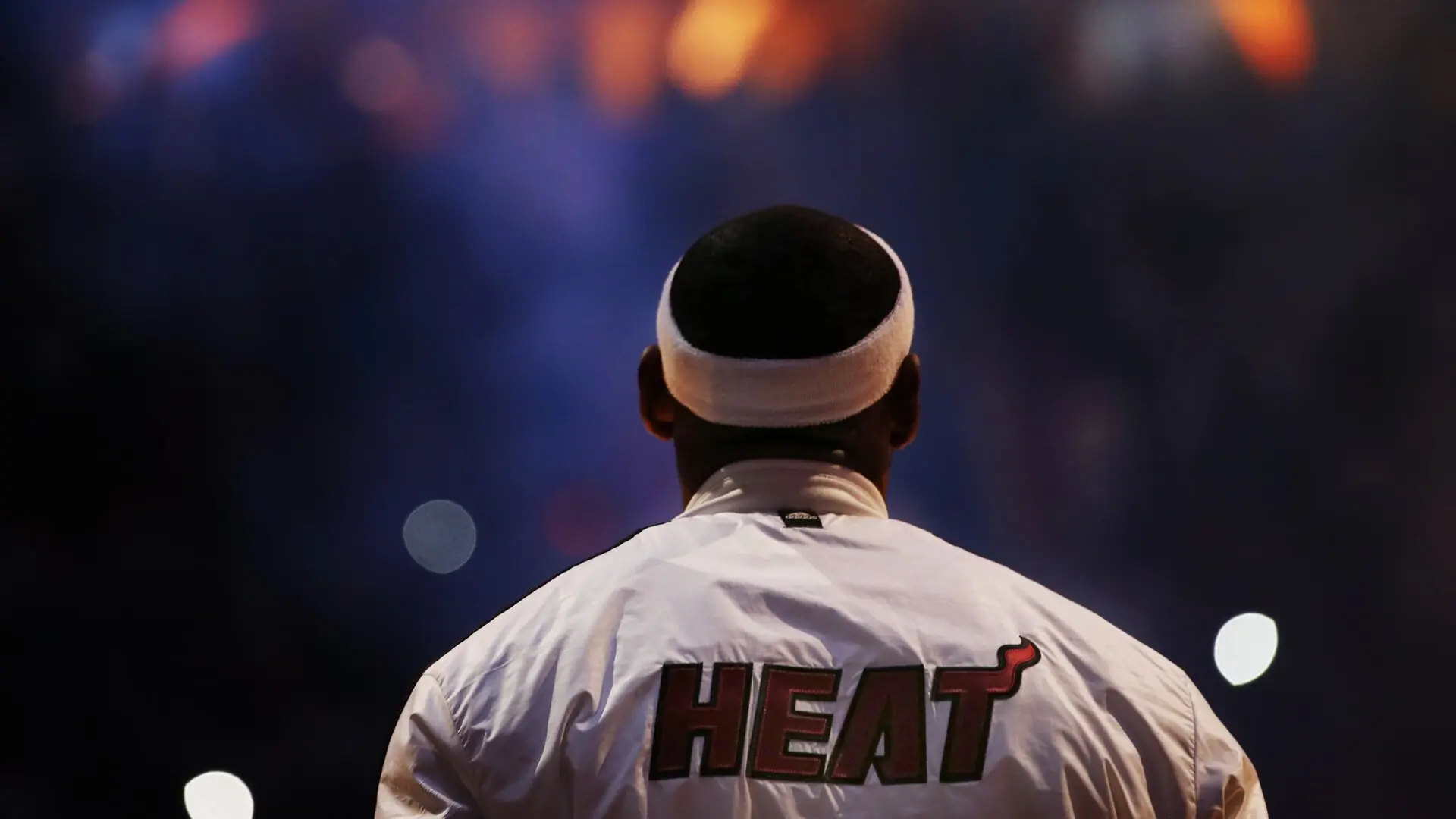 精彩逆转：比赛中的经典“圈粉瞬间”，nba经典逆转